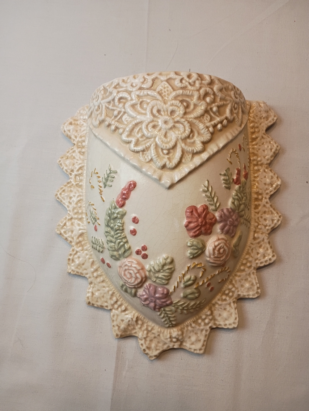 #6002 Vintage -Inspired French Floral Wall Pocket